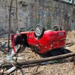 Suspeito de matar filha e outra criança a marteladas é preso após capotar carro no Rio