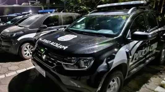 O homem foi preso em flagrante neste domingo (11)