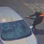 Vídeo: arma falha no momento que suspeito tenta matar homem por dívida
