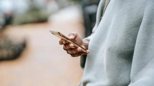 O homem foi resgatado na tarde desta sexta-feira (11)