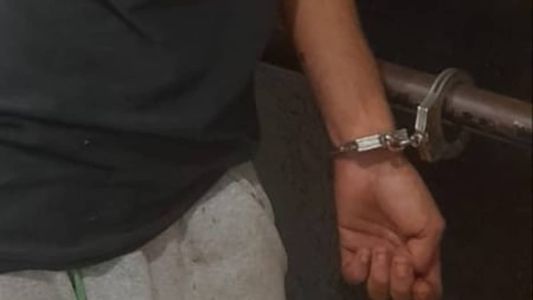 O homem mora no mesmo terreno em que à sobrinha