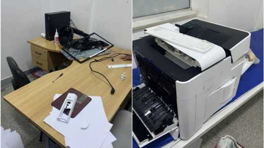 O homem não realizou nenhuma ameaça antes de destruir os objetos
