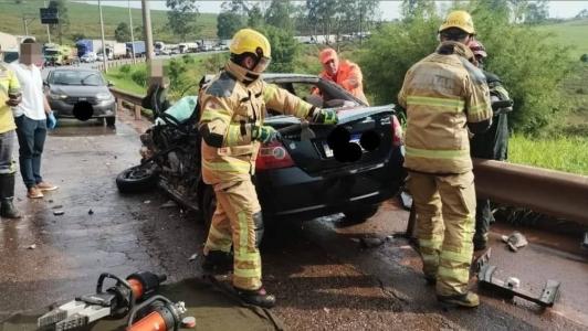 O homem não resistiu aos ferimentos e morreu no local