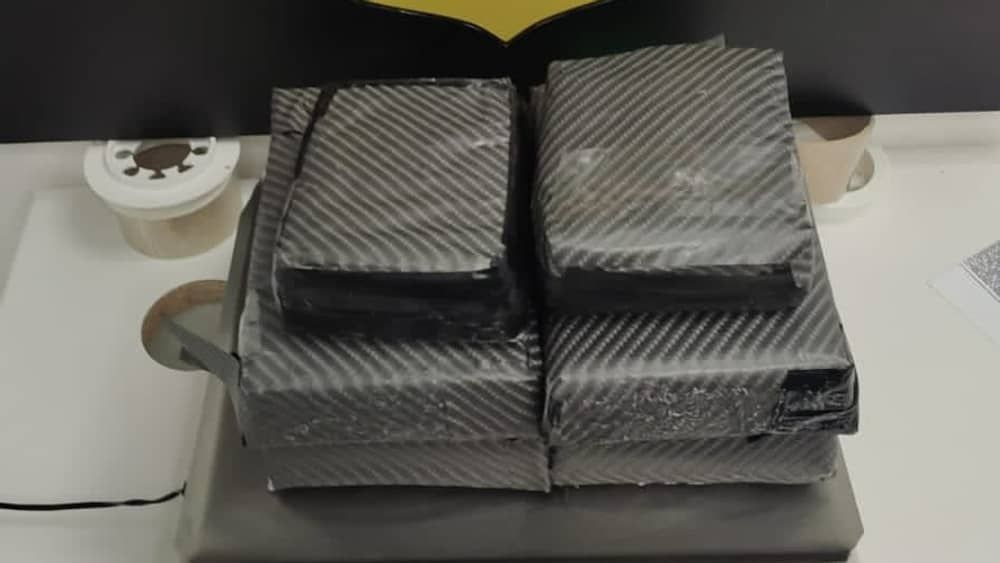 Polícia prende passageiro com mais de 5kg de cocaína em Confins