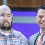 Cirurgiões fazem primeiro transplante de olho inteiro do mundo