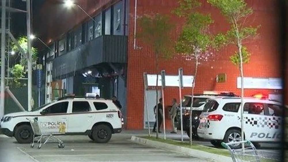 Polícia busca suspeitos de espancar homem até a morte por pichar muro em São Paulo