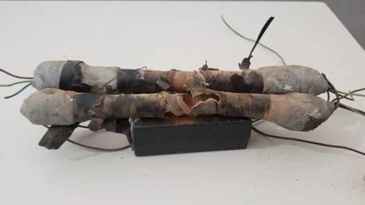 O homem teria usados explosivos para render os funcionários do banco