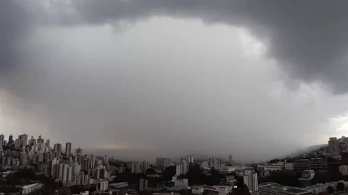 Minas Gerais tem quase 500 cidades sob alerta de chuvas intensas