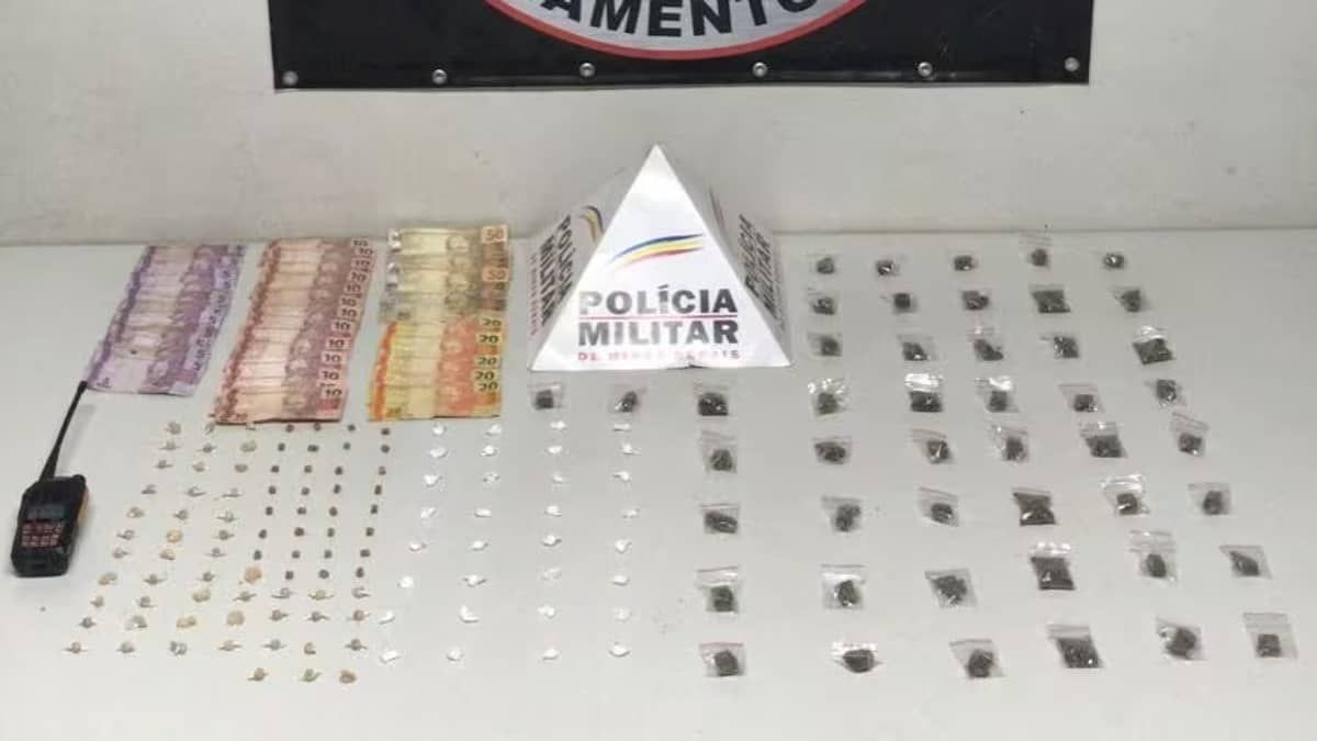 Jovem de 17 anos é apreendidos com 80 pedras de crack e 47 buchas de maconha na Grande BH