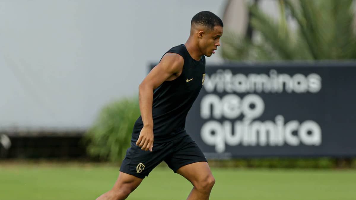 Corinthians deve ter quatro mudanças na escalação para enfrentar o Remo