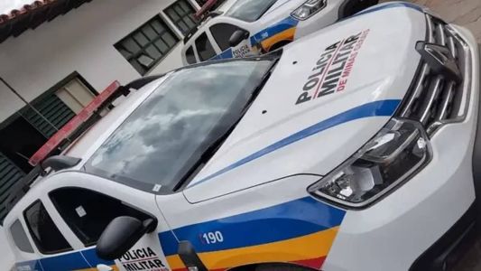 O jovem tentou fugir mas se deparou com uma viatura da PM