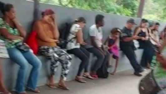 O kit quinzenal é uma cesta em que os familiares enviam itens de higiene pessoal, como papel higiênico, pasta e escovas de dente