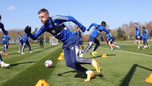 O Leicester de Jamie Vardy está na zona de rebaixamento da Premier League