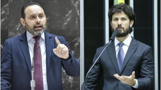 O líder da oposição, Ulysses Gomes (PT), e o secretário da Casa Civil, Marcelo Aro (PP)