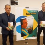 Na Grande BH, Onyx lança livro sobre Bolsonaro e lembra ‘autenticidade’ do ex-presidente