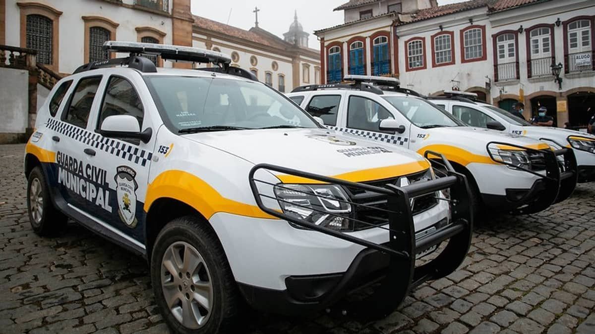 Ourotran promove campanha de conscientização para redução de acidentes de trânsito no Maio Amarelo