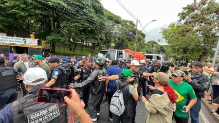 O material foi apreendido na sexta-feira (6)