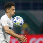 Meia do Botafogo cita ofertas, mas diz que só sai 'se o clube quiser vender'
