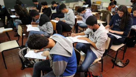 , o Ministério da Educação deve divulgar um cronograma para discutir a implementação do Novo Ensino Médio no país