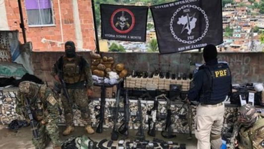 O Ministério Público Federal (MPF), a Defensoria Pública da União (DPU) e a Defensoria Pública do Rio de Janeiro (DPRJ) ingressaram com uma ação civil pública contra a União