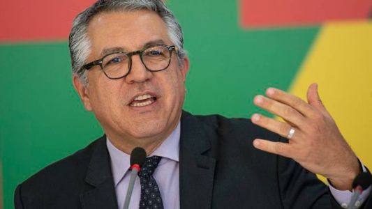 O ministro-chefe da Secretaria das Relações Institucionais, Alexandre Padilha, concedeu um entrevista coletiva nesta quarta-feira (18)