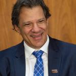 Haddad comemora aprovação da Reforma Tributária no Senado: ‘promulgação ainda este ano’