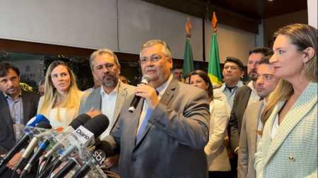 O ministro da Justiça e Segurança Pública, Flávio Dino, se manifestou, nesta quinta-feira (16) sobre a presença da esposa de um líder de facção em agendas na sede do ministério