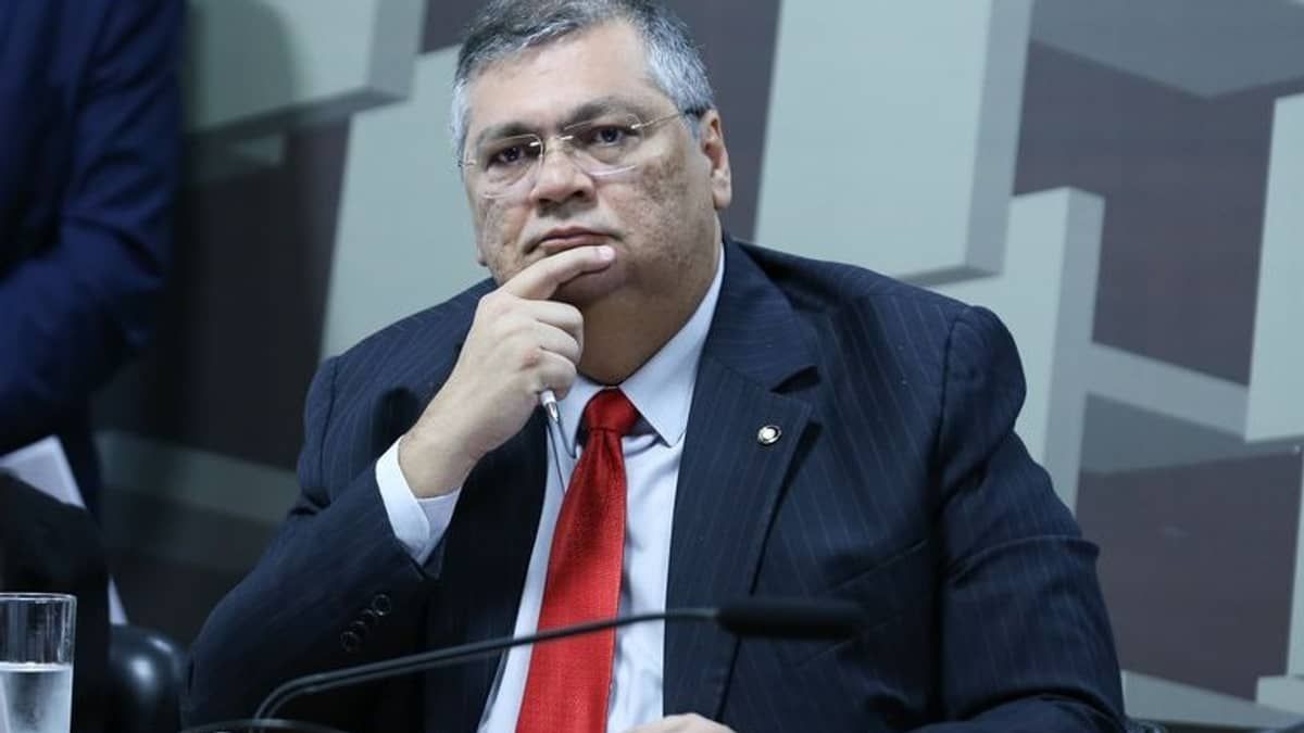 Cotado para o STF, Dino apresenta hoje (2) plano de enfrentamento ao crime organizado 