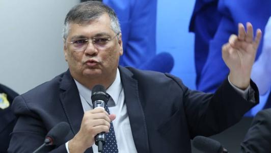 O ministro da Justiça e Segurança Pública, Flávio Dino, rebateu as críticas sobre as ações federais de combate ao crime organizado