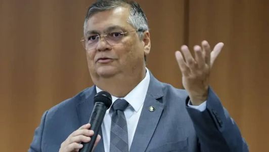 O ministro da Justiça e Segurança Pública, Flávio Dino, agradeceu nesta quarta-feira (15) a onda de mensagens solidárias