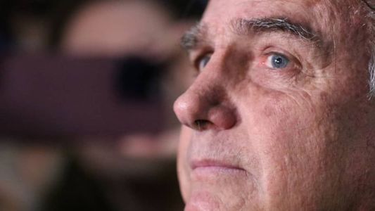 O ministro do STF Dias Toffolli rejeitou o recurso da defesa do ex-presidente Jair Bolsonaro (PL) contra a penalidade imposta pelo TSE