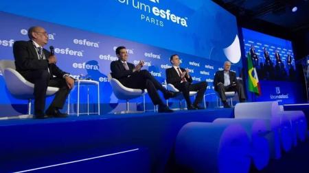 O ministro do STF Gilmar Mendes participou de painel do Fórum Esfera ao lado dos presidentes do TCU, Bruno Dantas, e do Senado, Rodrigo Pacheco (PSD-MG)