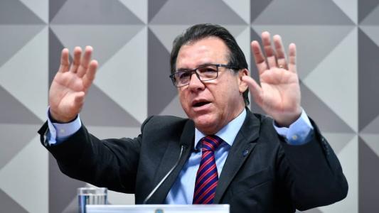 O ministro do Trabalho argumentou que a economia brasileira suportaria a redução da jornada de trabalho