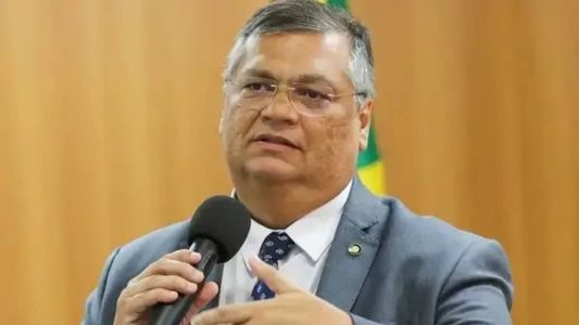 O ministro usou as redes sociais para se manifestar sobre o caso