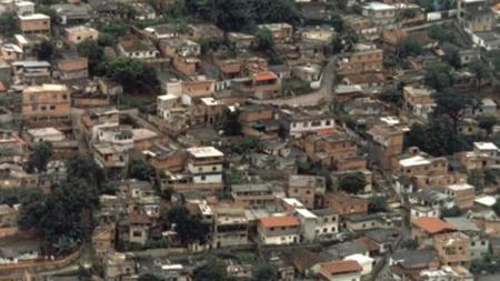 O Morro das Pedras fica entre as avenidas Raja Gabaglia, Silva Lobo e Barão Homem de Melo
