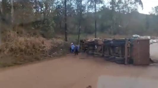 O motorista ficou ferido