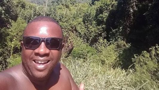 O mototaxista Emerson Luiz Santos da Silva foi baleado nesse sábado (25)