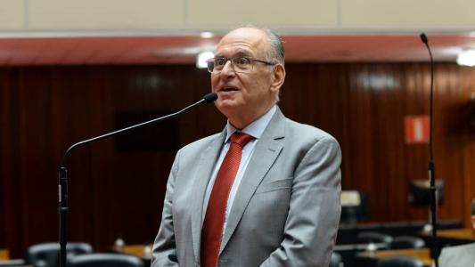 O movimento chamou a atenção de lideranças, uma vez que Roberto sempre foi considerado um dos parlamentares mais próximos e fieis ao governo