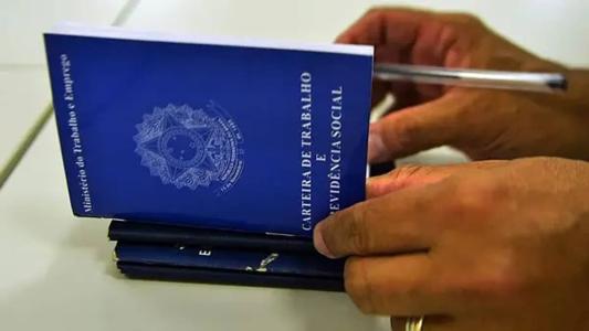 O mutirão acontece no SINE BH Resolve