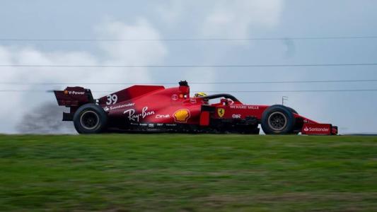 O novo carro da Ferrari será revelado ao público em 14 de fevereiro