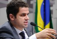 Simões exonera Castellar Guimarães Neto após desavenças de Marcelo Aro