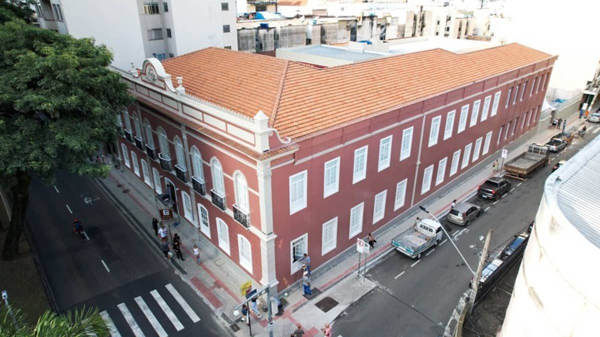Depois de dez anos, Governo de Minas reinaugura escola em Juiz de Fora