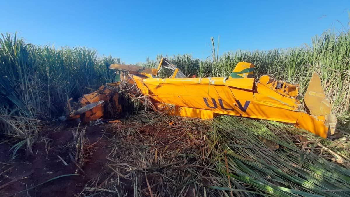 Piloto fica ferido após queda de avião de pulverização em Minas Gerais