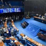 Senado pode votar hoje (28) projeto que facilita o uso e a venda de agrotóxicos 