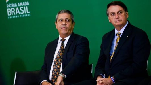 O plenário do Tribunal Superior Eleitoral (TSE) condenou o ex-presidente Jair Bolsonaro e o general Walter Braga Netto, ambos do PL, com a pena de inelegibilidade por oito anos e multa