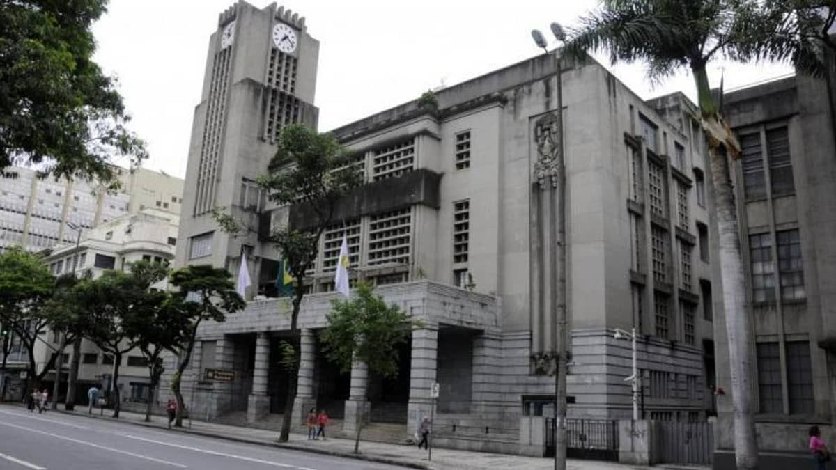 PBH exonera indicados por Burguês e nomeia ex-candidata pelo PP