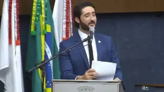 O presidente da Câmara, Gabriel Azevedo