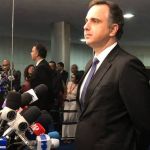 Senado deve votar nesta terça (24) urgência de projeto que prorroga desoneração da folha