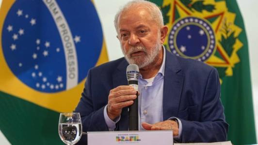 O presidente Luiz Inácio Lula da Silva se reúne, na noite desta segunda-feira (6), com líderes partidários do Senado, que integram a base do governo