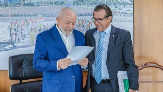 O presidente Luiz Inácio Lula da Silva se reuniu, na última segunda-feira (23), com o ministro do Trabalho e Emprego, Luiz Marinho